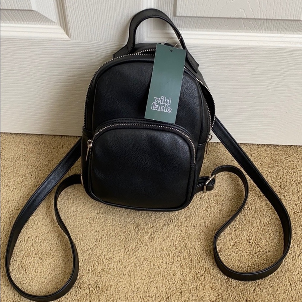 Wild Fable mini backpack purse